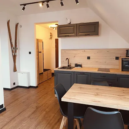 Szklarska Panorama Apartmán *